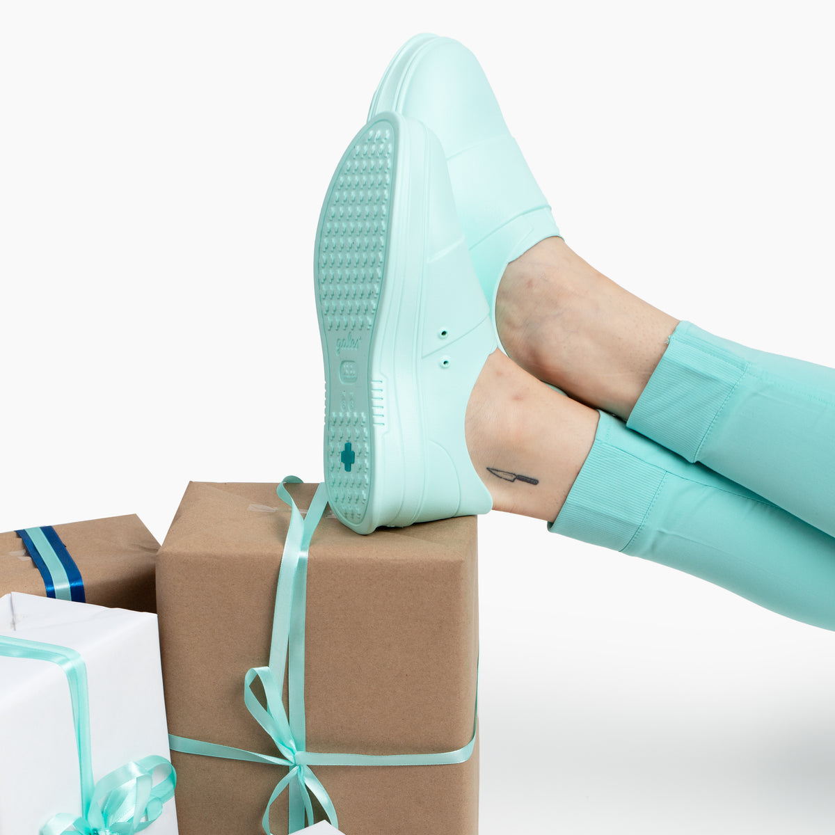 Mother's Day Gift Guide: Healthcare Workers