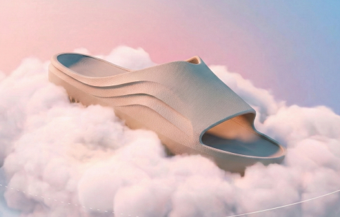 CLOUDLIKE COMFORT THAT LASTS