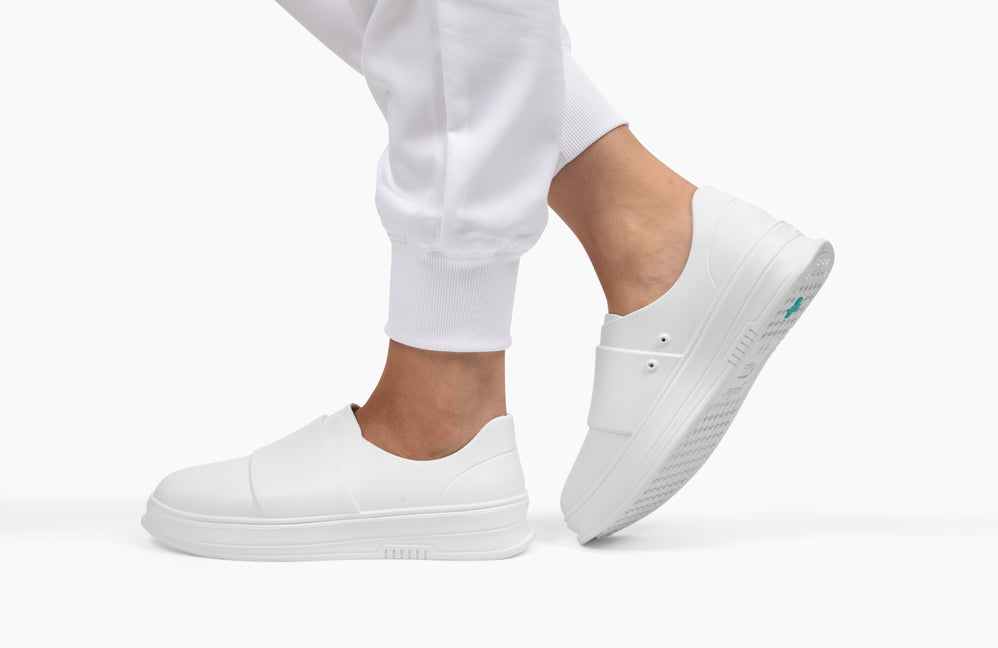 Healthcare Workers Best Nursing Shoes Canada STAND+ Best Shoes For