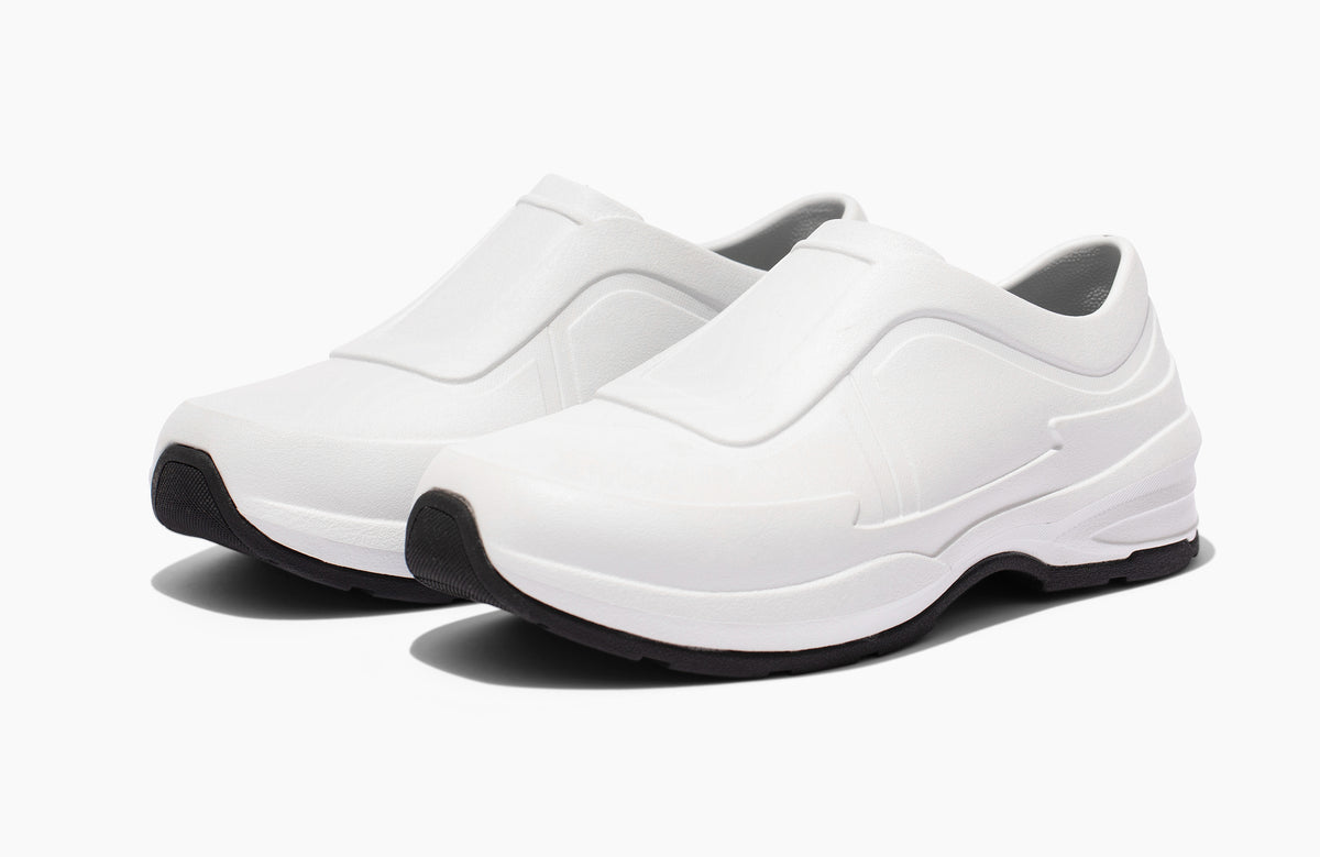 Gales Frontline Mens 10.5 Black Nursing Shoes Slip On PPE Waterproof Clogs Gales Frontline Nurse Shoes Clogs- Beige, UNISEX, Brand NEW  main image 2